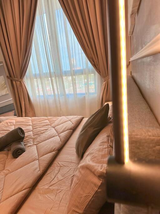 Netflix Two Bedroom Troika Kota Bharu Homestay 118 Exterior foto